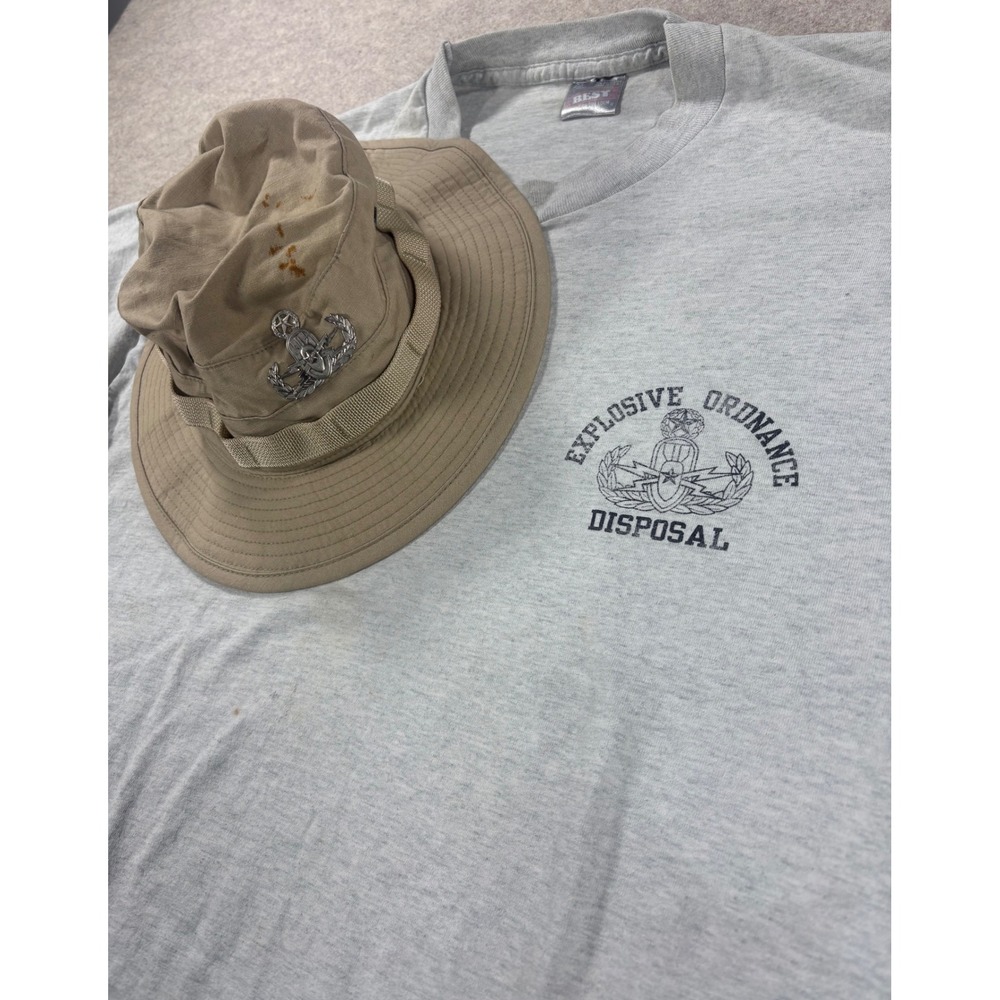 Vintage USMC BUNDLE Explosive Ordnance Disposal XL Shirt/Hat Fruit of the Loom